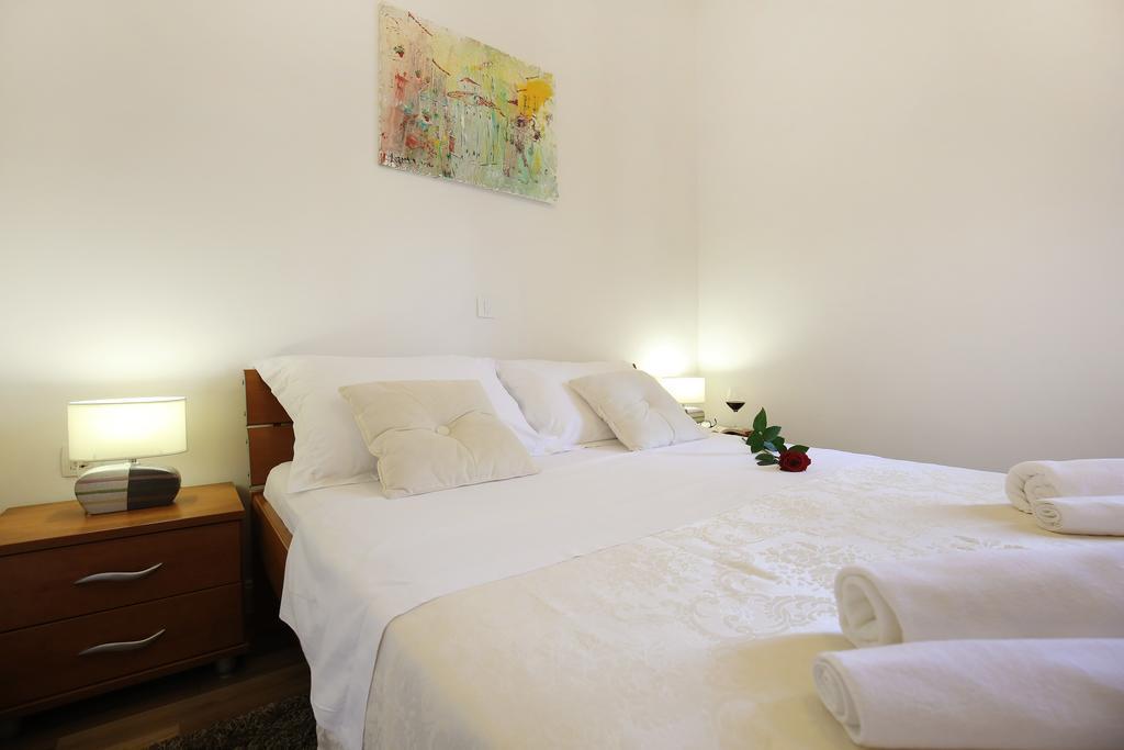 Bay View Apartment Zadar Luaran gambar